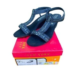 NWT New York Transit Friendship Heels Black Ladies 9 1/2